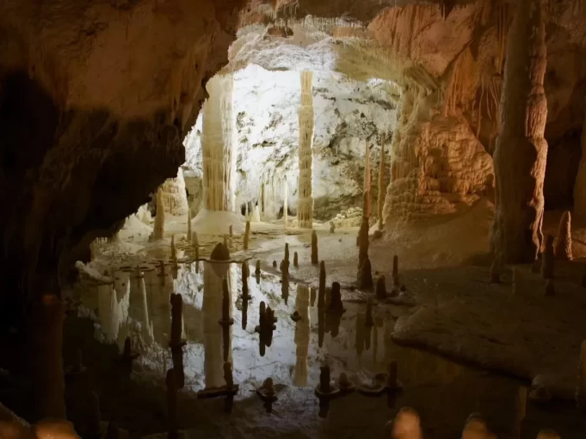 grotte-di-frasassi